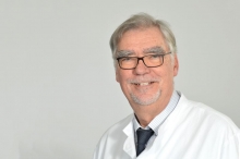 Prof. Dr. Winfried Hardinghaus, Chefarzt der Klinik für Palliativmedizin